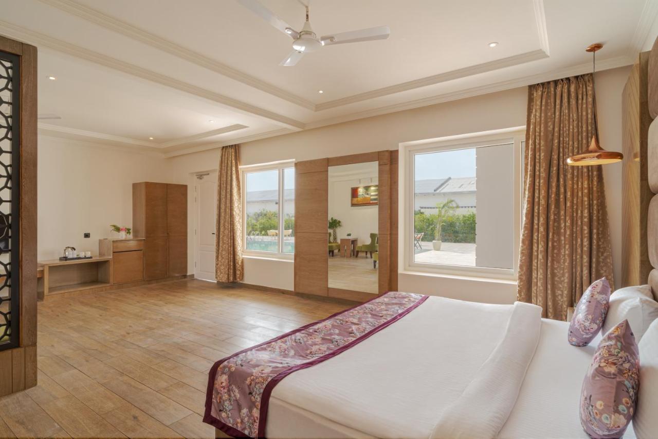 Rudra Imperial Resort Sitapur  Ngoại thất bức ảnh